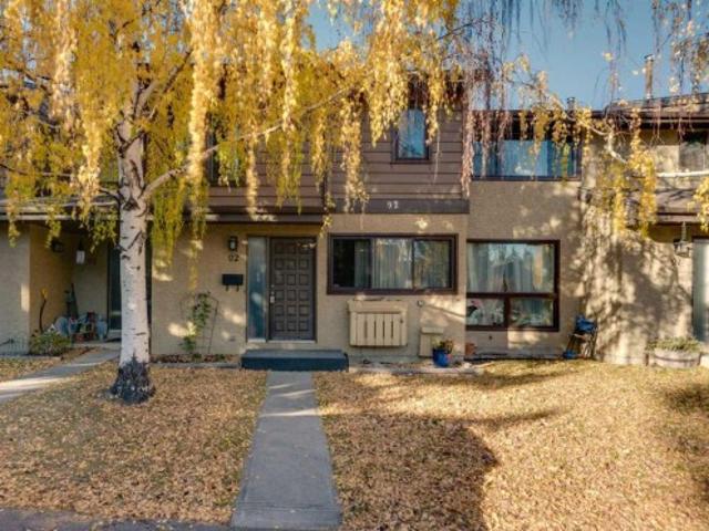 Townhouse for sale in Palliser, Calgary