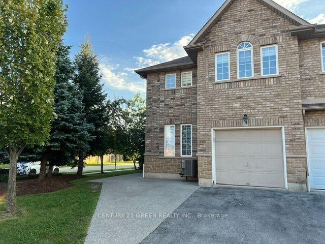 Property for rent in Burlington, Golden Horseshoe