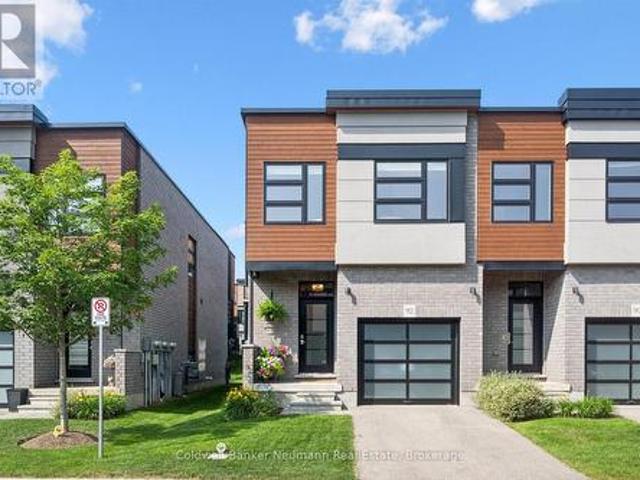 Townhouse for sale in Guelph, Ontario