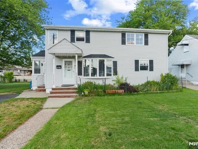 House for sale in Passaic, New Jersey