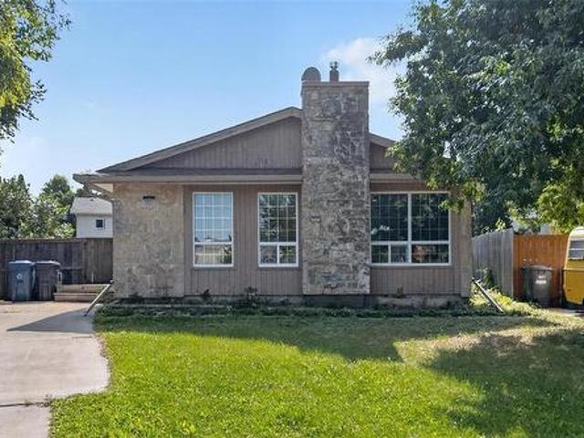 House for sale in East St. Paul, Manitoba
