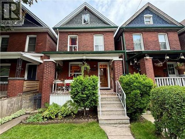 House for sale in Ancaster, Ontario