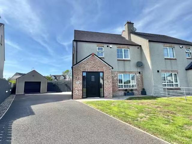 House for sale in Corry, Connacht