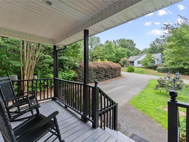 House for sale in Dahlonega, Georgia