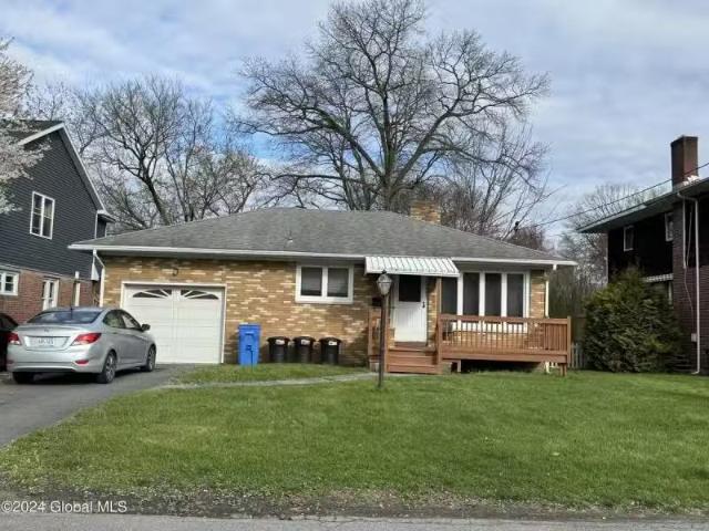 House for rent in Albany