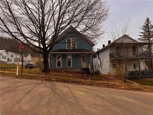 House for sale in Bradford, Pennsylvania