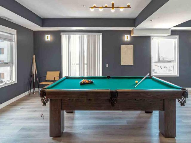 Apartment for rent in Hintonburg Shopping Area, Ottawa