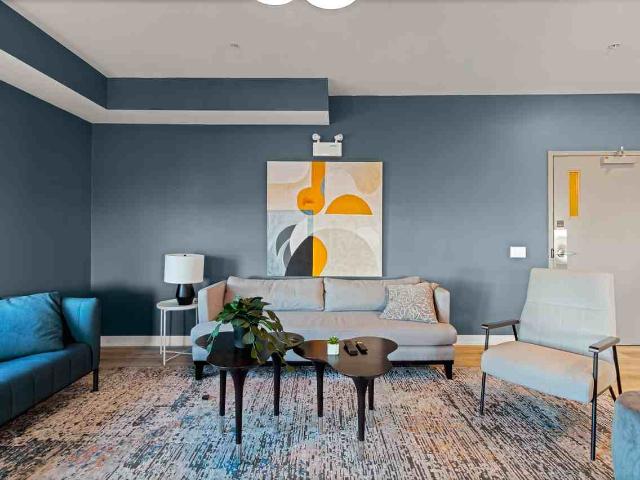 Apartment for rent in Hintonburg Shopping Area, Ottawa