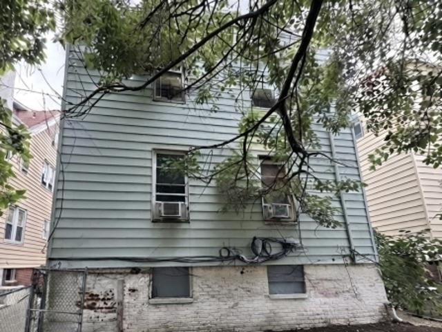House for sale in Newark, New Jersey