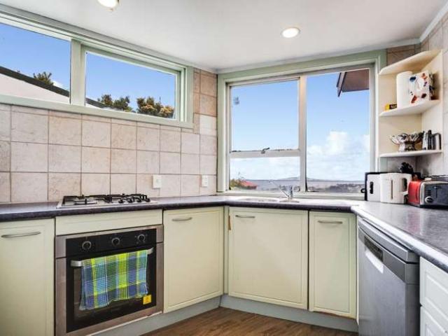 House for rent in Whangaparaoa
