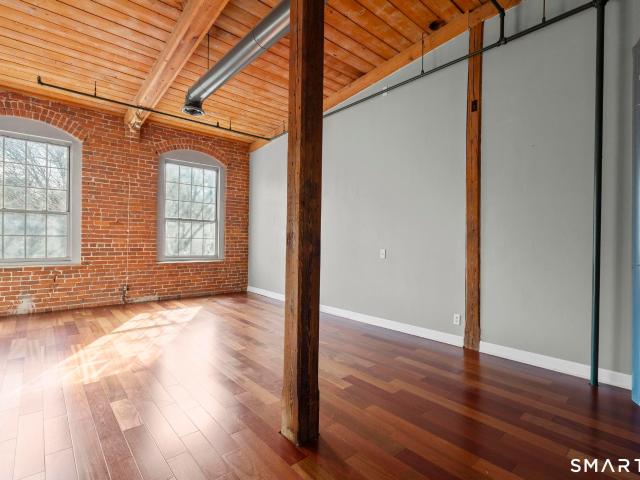 Property for sale in Deep River, Connecticut