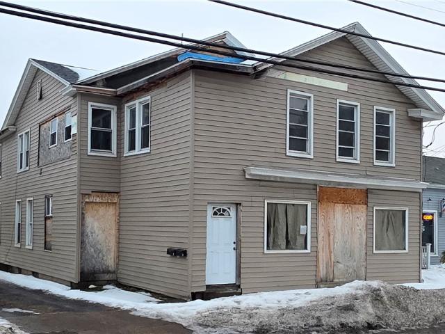 House for sale in Oneida, New York