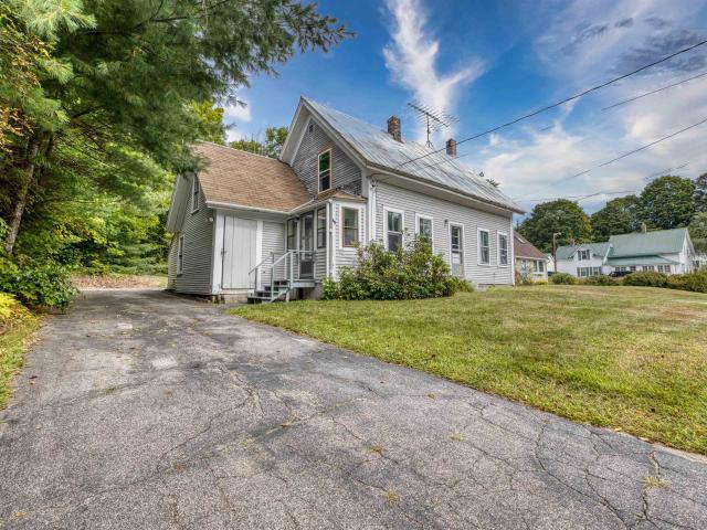 House for sale in Moultonville, Ossipee