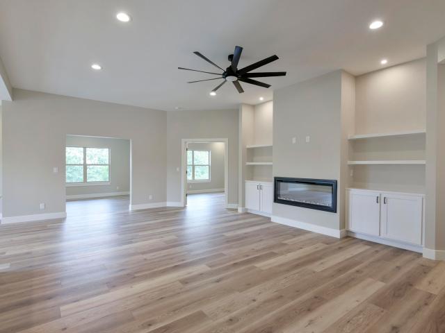 House for sale in Stone, Missouri