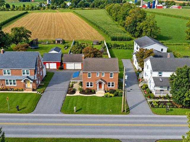 House for sale in Ronks, East Lampeter Township