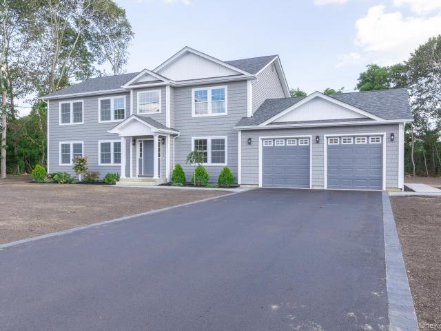 House for sale in Centereach, New York
