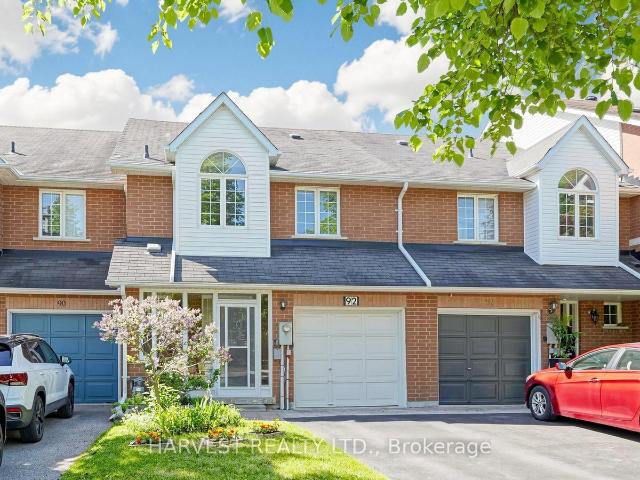 Townhouse for sale in Woburn, Ontario