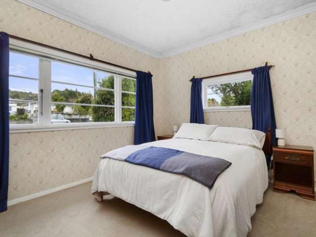 House for sale in Days Bay, Wellington