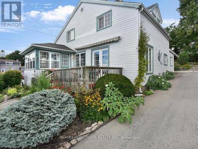 House for sale in Brockville, Ontario