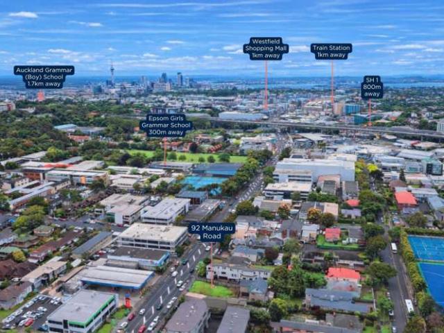 Townhouse for sale in Balmoral
