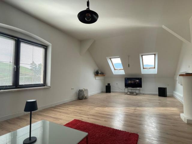 Dachgeschosswohnung kaufen in Gloggnitz, Niederösterreich