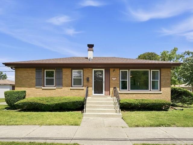 House for sale in Skokie, Illinois