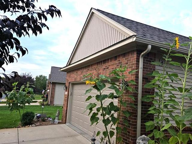 Condo for sale in Horizon Villas, Davison