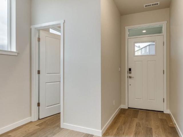 House for sale in Happy Valley, Clackamas County