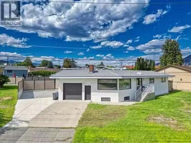 House for sale in Osoyoos, British Columbia