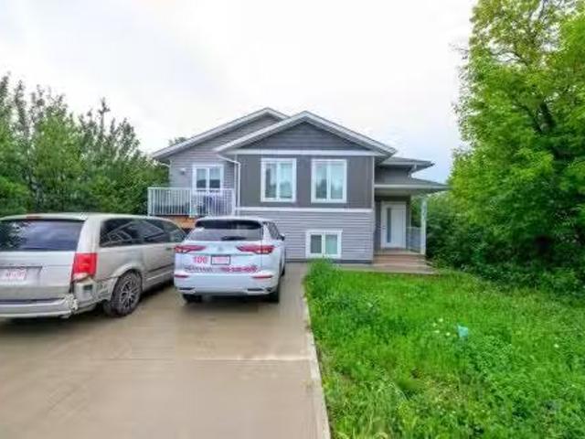 House for sale in Grande Prairie, Alberta