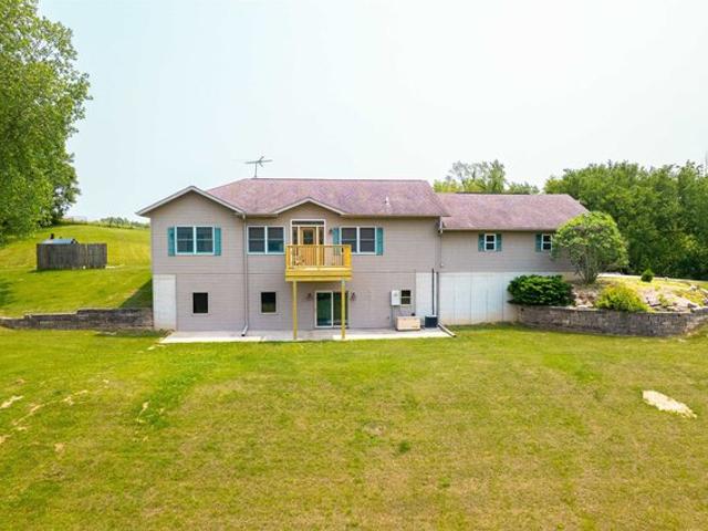 House for sale in Whiteside, Illinois