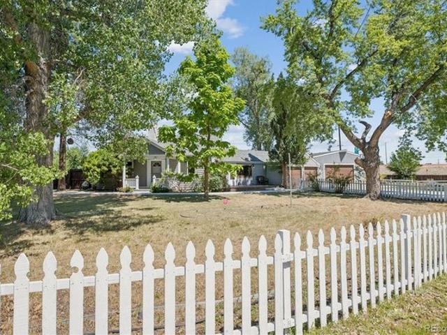House for sale in Lakewood, Colorado