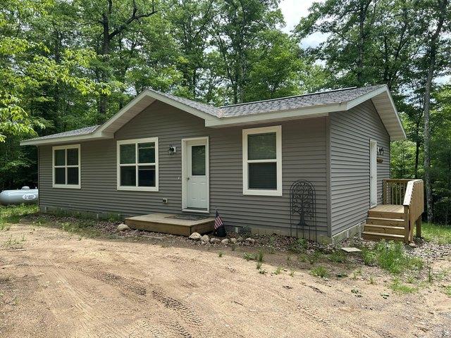 House for sale in Hazelhurst, Wisconsin