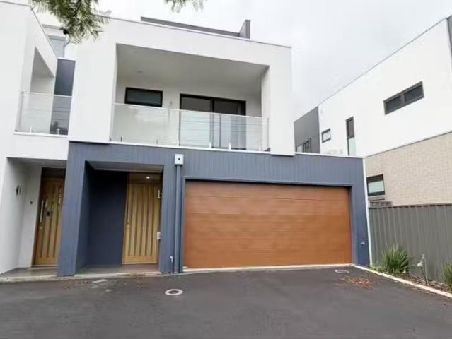 Condo for rent in Horseshoe Creek, South Australia