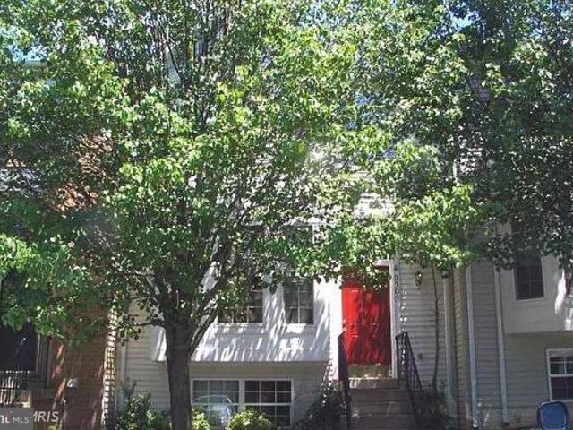 Townhouse for sale in Virginia