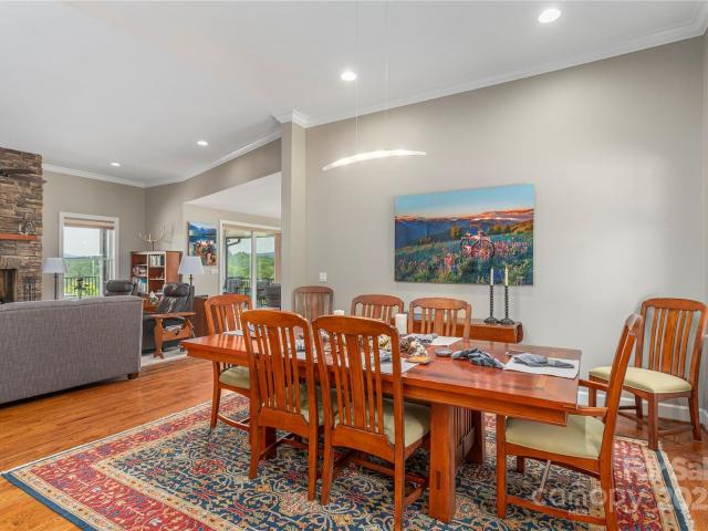 House for sale in Saluda House for sale in Saluda