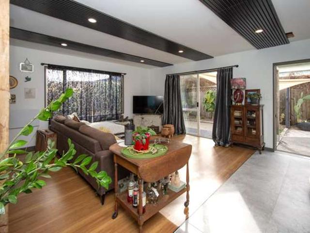 Townhouse for sale in Heathcote, Canterbury