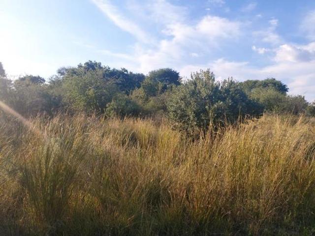 Land for sale in Hartbeespoort Dam Nature Reserve, North West