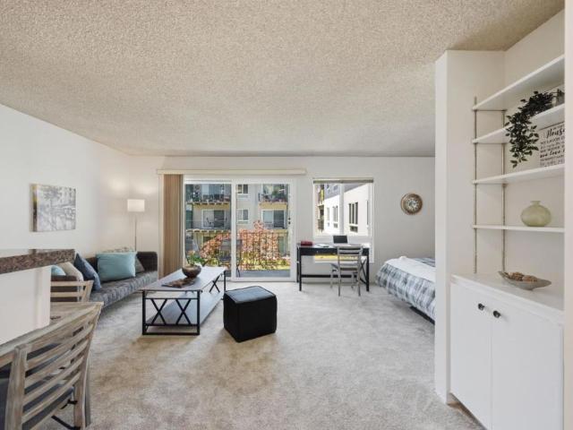 Condo for sale in San Mateo, California