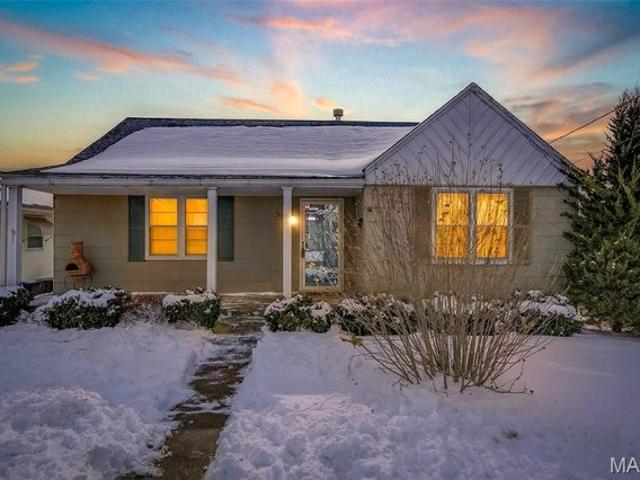 House for sale in Sainte Genevieve, Missouri