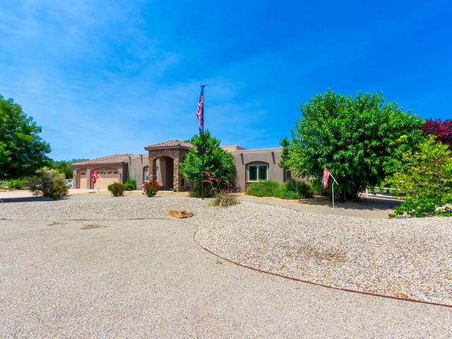 House for sale in Bosque Farms, New Mexico