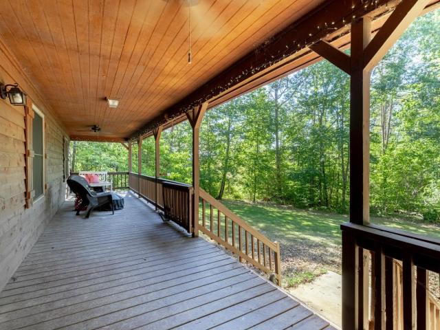 House for sale in Gladys, Campbell County