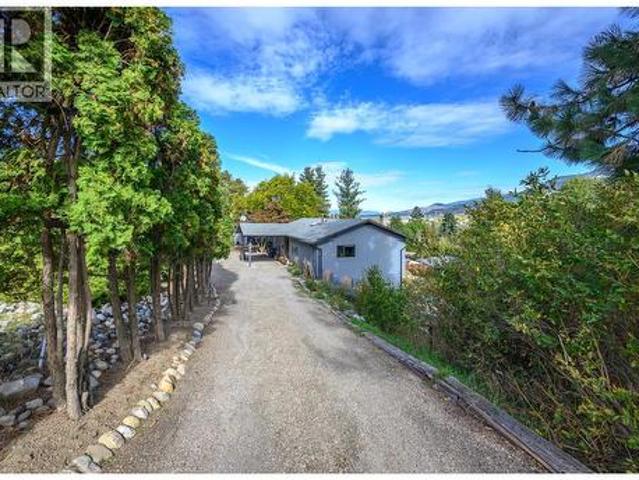 House for sale in Coldstream, Regional District of North Okanagan