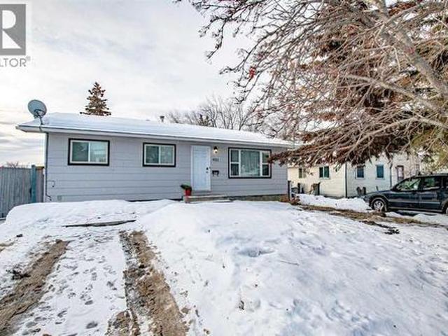 House for sale in Grande Prairie, Alberta