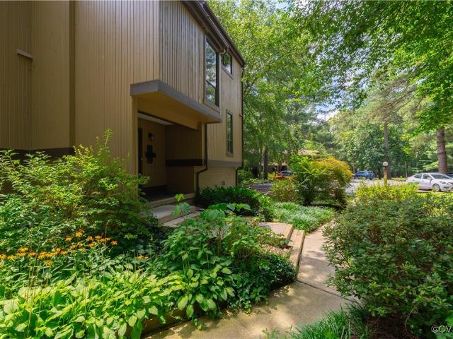 Townhouse for sale in Chesterfield