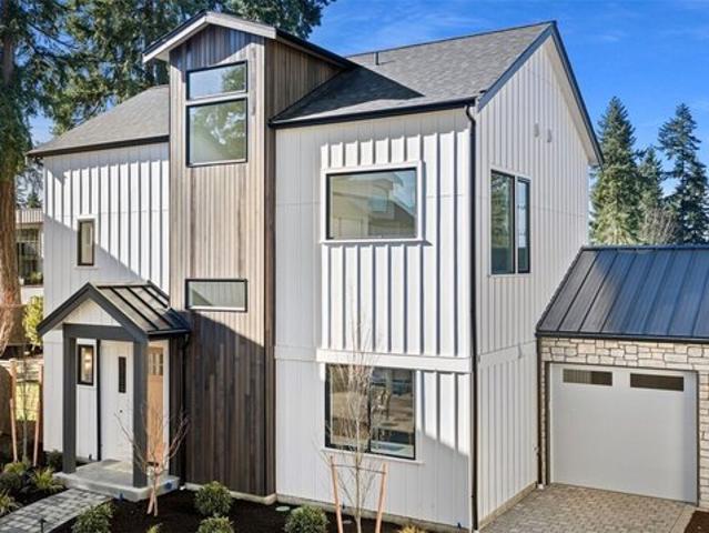 Townhouse for sale in Kirkland, Washington