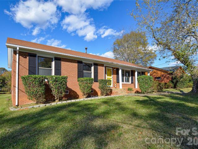 House for sale in Mecklenburg, North Carolina