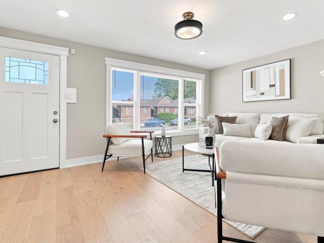 House for sale in South Chicago Heights, Chicago