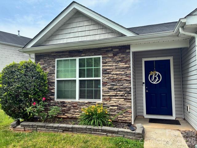 House for sale in Davis Meadows, Charlotte