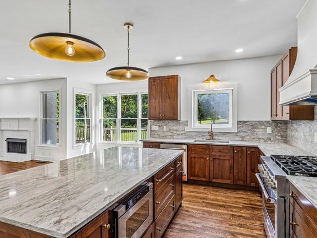 House for sale in Chenoweth, Brentwood